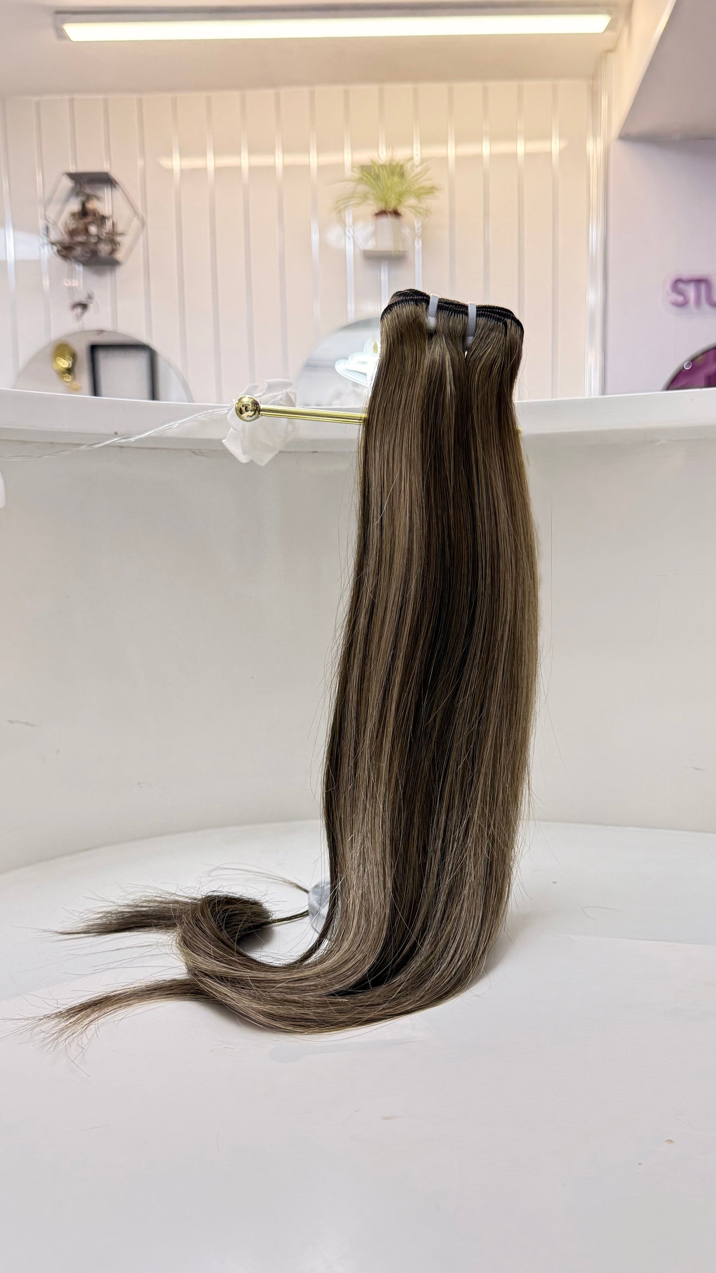 20” SNBK Beige Melt Virgin Straight Weft
